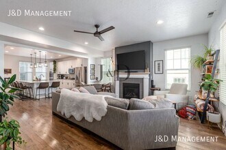 Building Photo - 10566 S Oquirrh Lk Rd