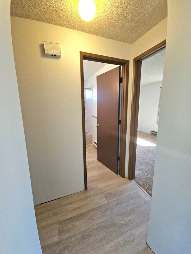 Building Photo - 2bed/1bath Edgewood Duplex*****COMING SOON***