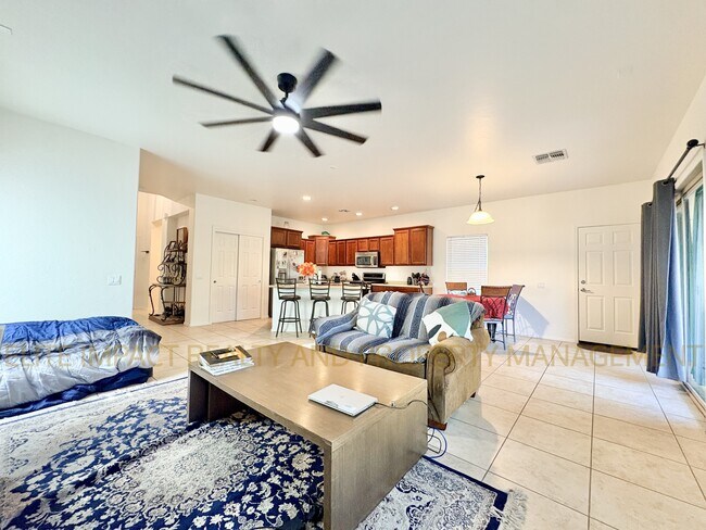 Building Photo - 10728 E Sanctuary Ridge Ln