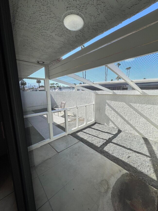 Building Photo - 45470 Sunrise Ln
