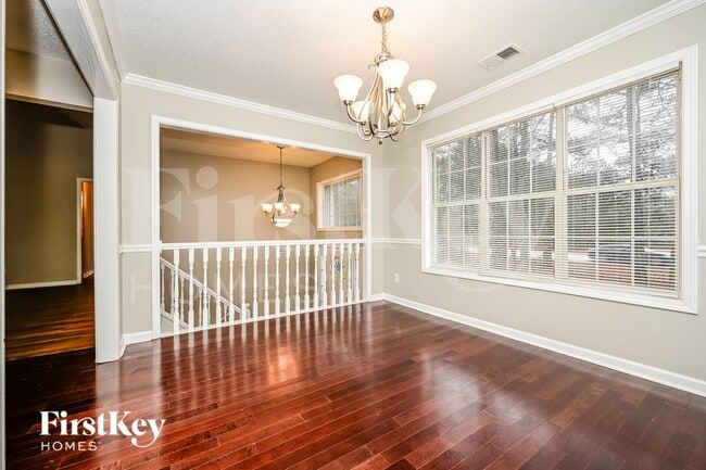 Building Photo - 1919 Chambers Rd