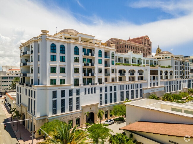 Building Photo - Giralda Place Residences