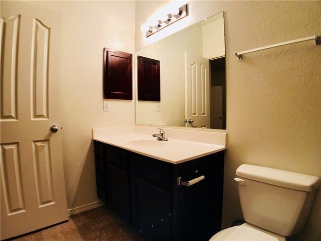 Building Photo - 13016 Stonington Ln