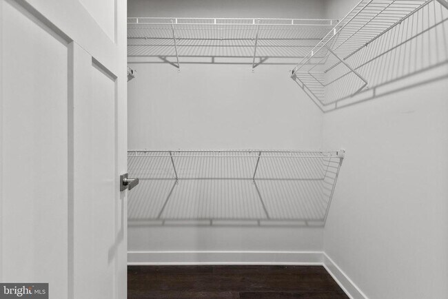 Building Photo - 12105 Empire Ln