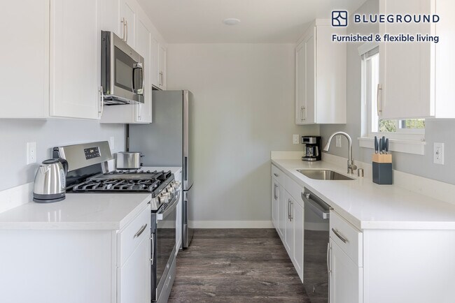 Building Photo - 747 Layne Ct