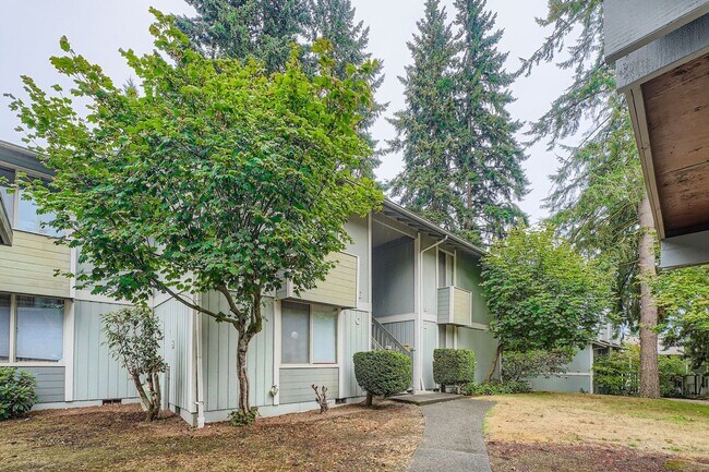 Building Photo - Top-Floor 1Bed/1Bath Apartment in Federal ...