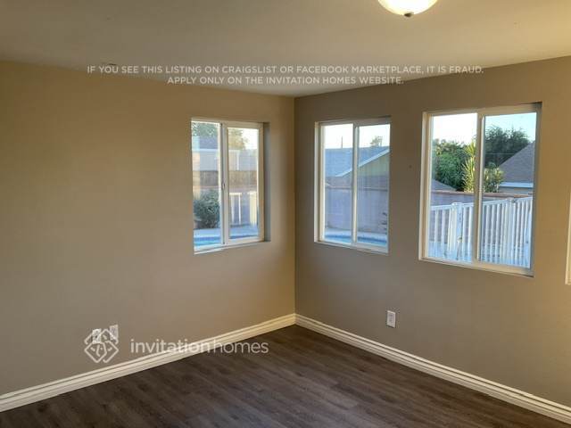 Building Photo - 1341 W D St