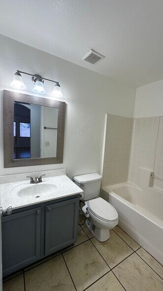 Building Photo - 13434 N 130th Ln
