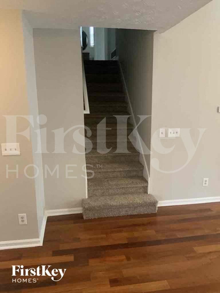 Building Photo - 4315 Cary Dr SW