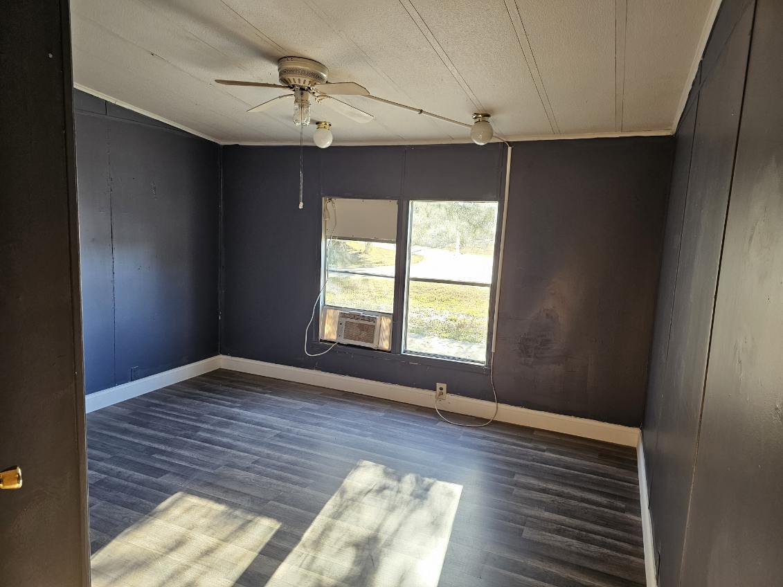 Building Photo - 7566 Peyraud Dr