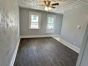 Building Photo - 420 E Indiana St