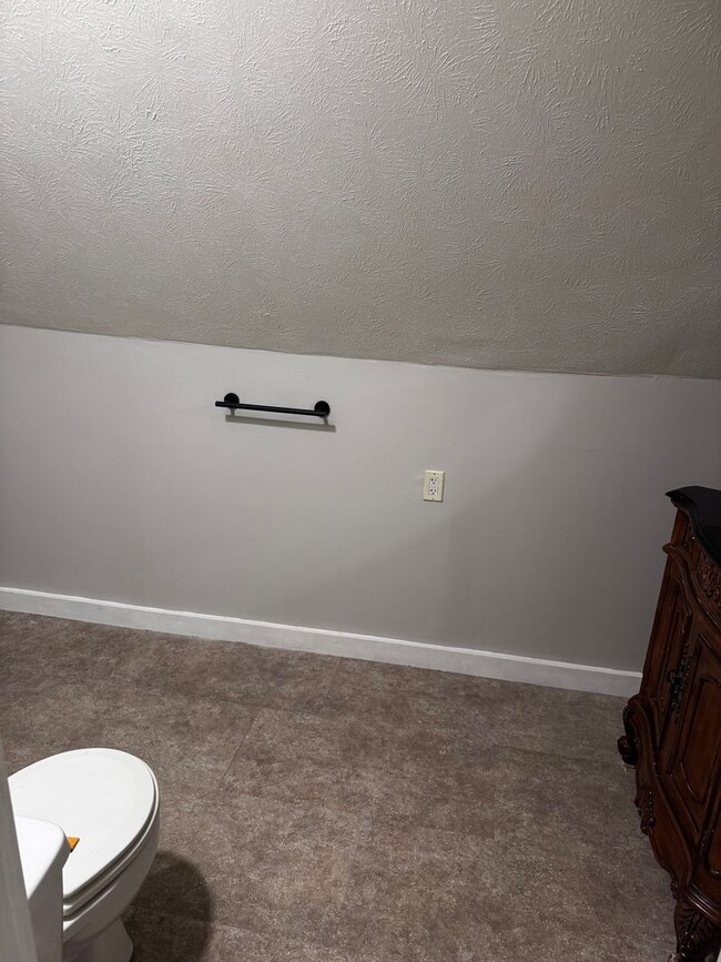 Building Photo - 3811 E 50th St