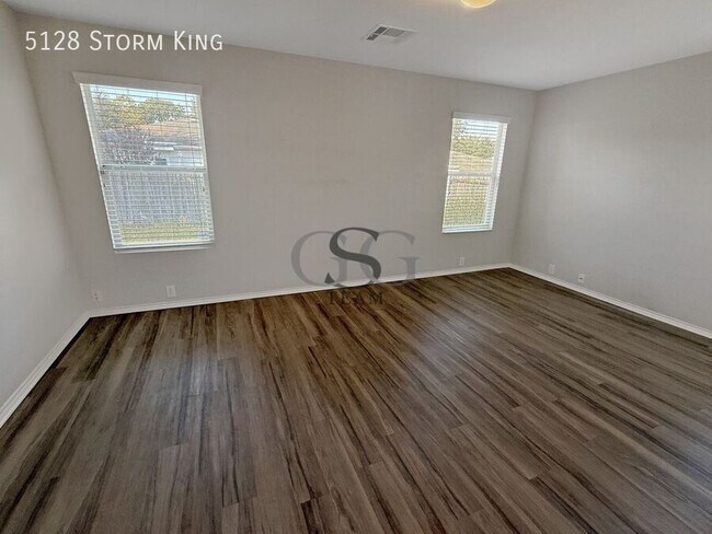 Building Photo - 5128 Storm King