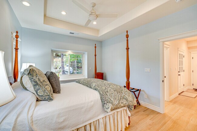 Building Photo - 5700 Winding Way