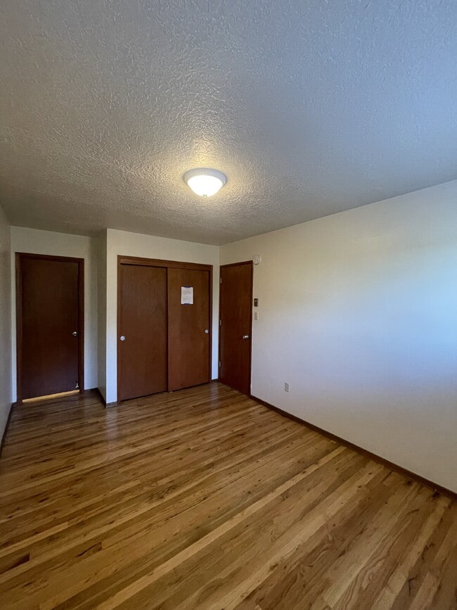 Building Photo - Charming 1-Bedroom Apartment with a Comfortable Layout