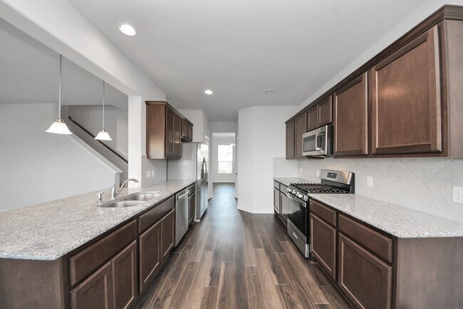 Building Photo - 11408 Natalia Ln