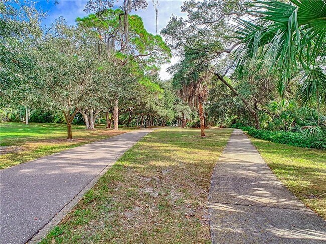 Building Photo - 420 N Bayshore Blvd