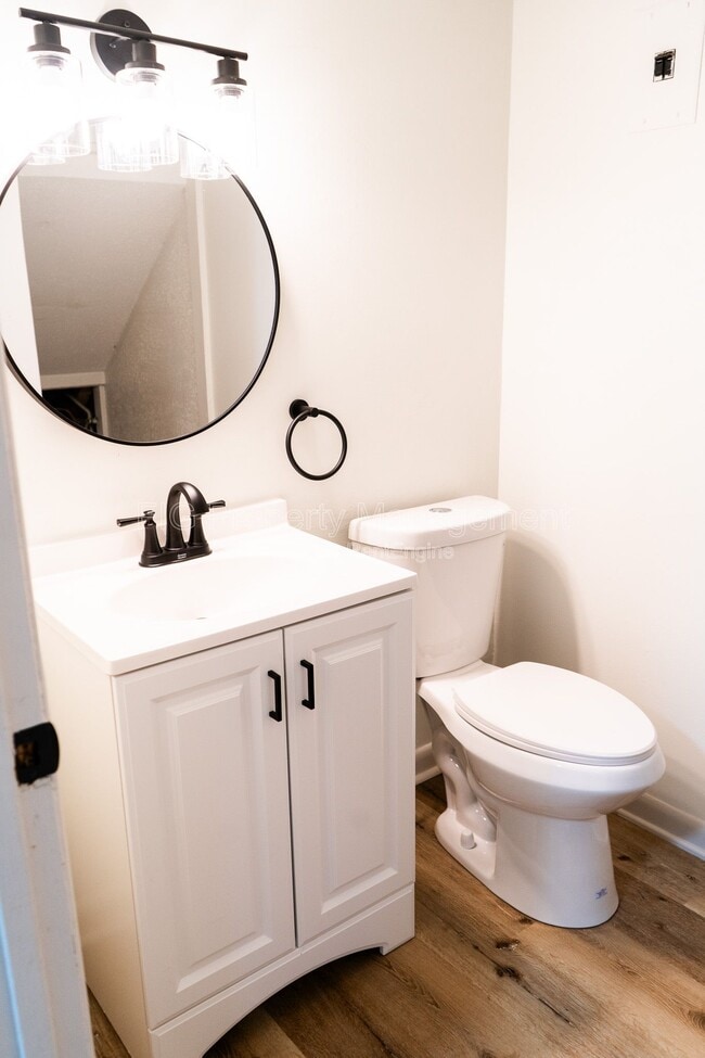 Building Photo - 3120 E Governor John Sevier Hwy