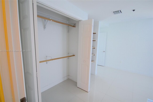 Building Photo - 6362 Collins Ave