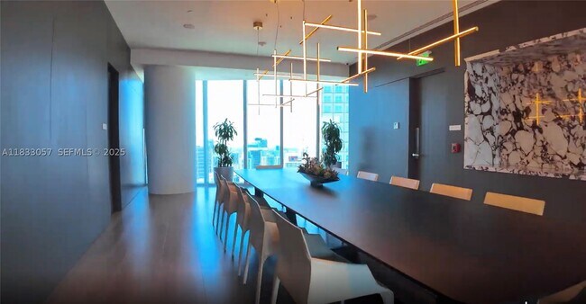 Building Photo - 300 Biscayne Blvd