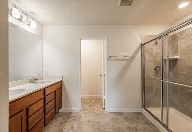 Building Photo - 17214 Texas Willow Dr