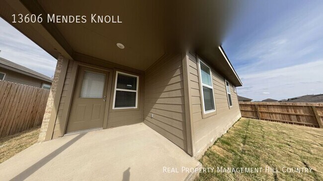 Building Photo - 13606 Mendes Knl