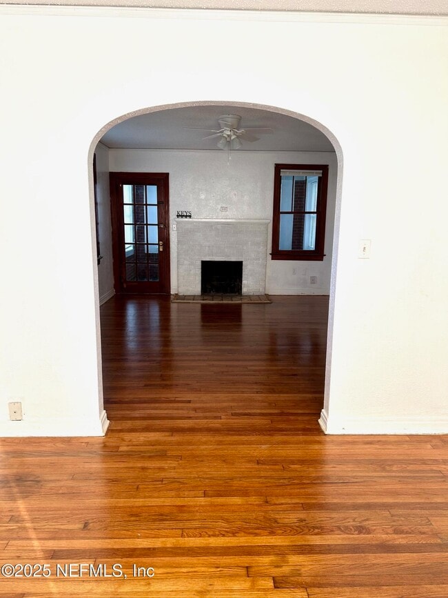 Building Photo - 5038 Blackburn St