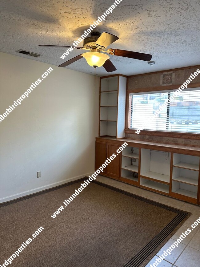 Building Photo - Gorgeous NE Heights Home