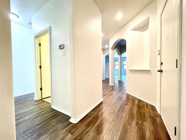 Building Photo - 1808 Paseo Verde Dr