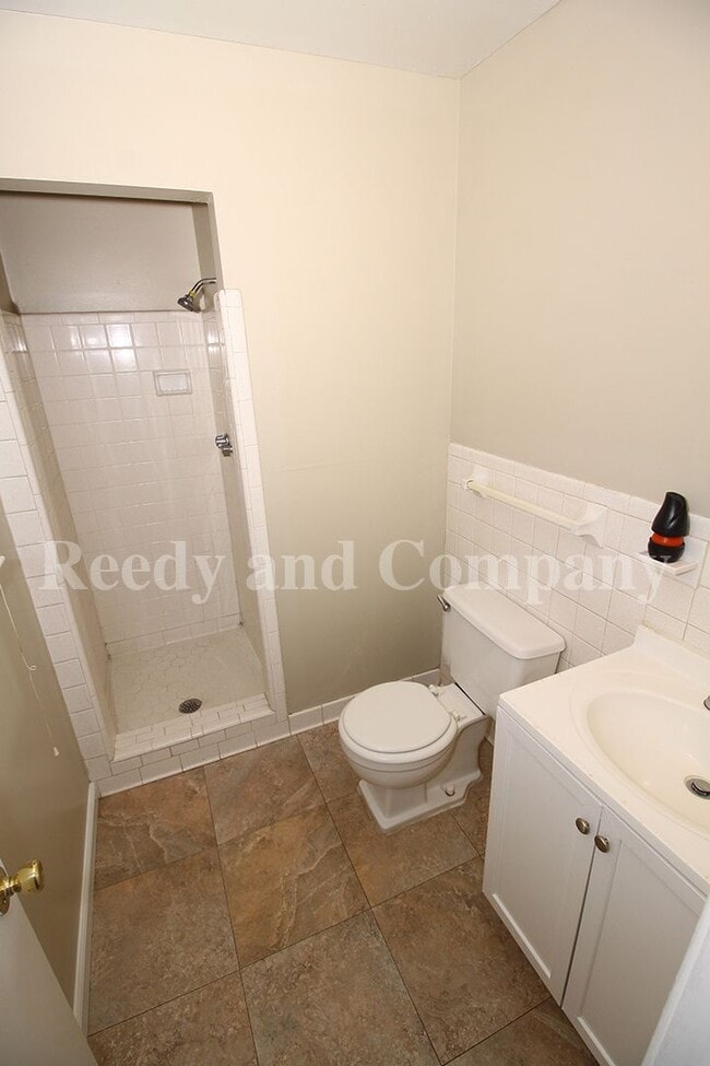 Building Photo - 3635 W Big Bend Dr