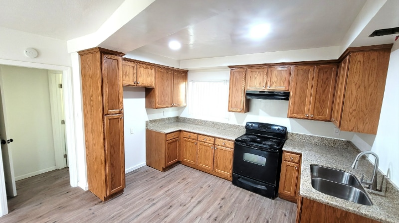 Building Photo - 11516 Eucalyptus Ave