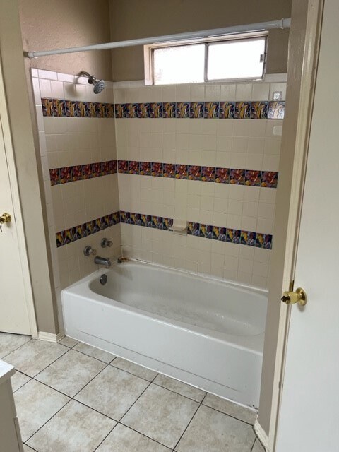 Building Photo - 20223 Apache Gardens Ln