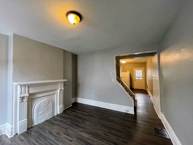 Building Photo - 3/1 Rowhouse Available To Rent in Upper Lawrenceville - Available April!!