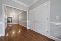 Building Photo - Fantastic one level ranch close to Carrboro