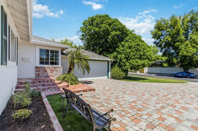 Building Photo - 23020 Haynes St