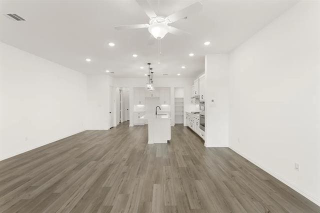 Building Photo - 1189 Doris May Dr