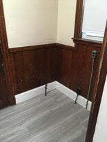 Building Photo - 30 Henry Ave