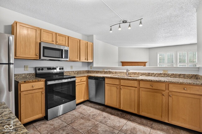 Building Photo - 6666 Black Antler Cir