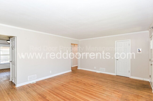 Building Photo - 4930 N Illinois St