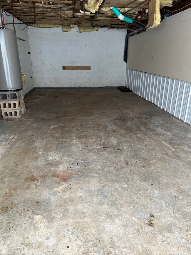 Building Photo - 200 South St