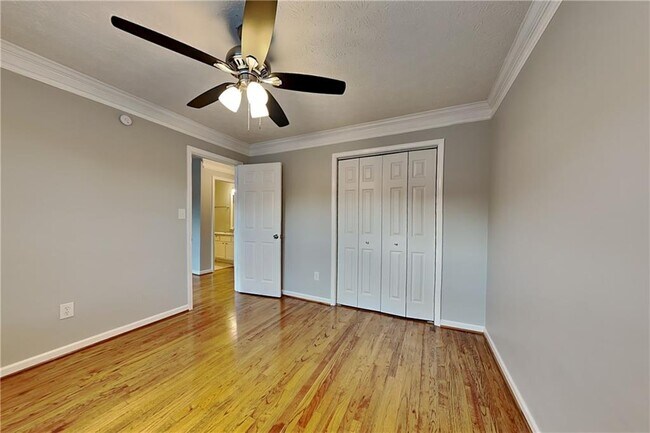 Building Photo - 2157 Brandon Lee Dr SW