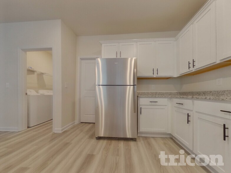 Building Photo - 453 Prescott Wy