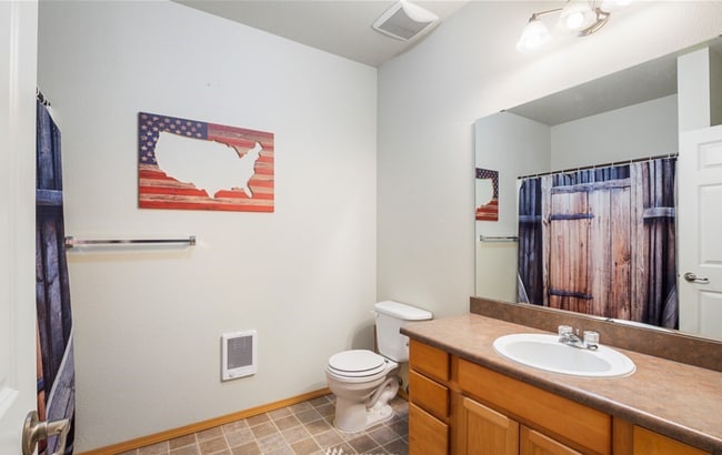 Building Photo - Beautiful Waterford Crossing 2 bedroom Con...