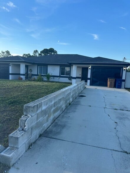 Building Photo - 4522 Douglas Ln