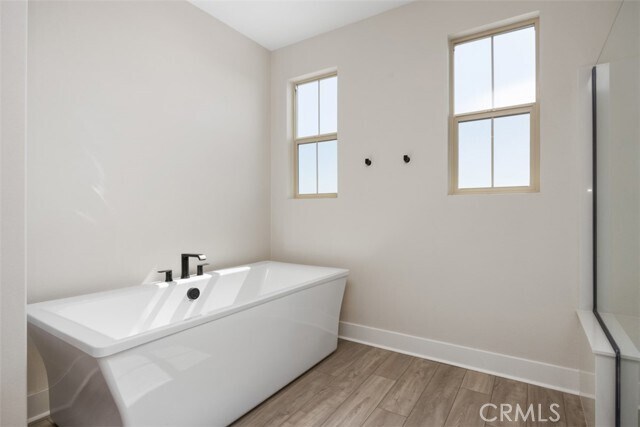 Building Photo - 9355 Astor