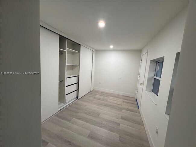 Building Photo - 2353 SW 11th Terrace