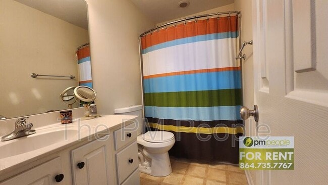 Building Photo - 120 Pin Oak Ct