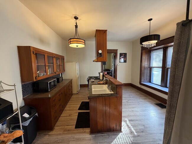 Building Photo - 918 Lafayette Ave