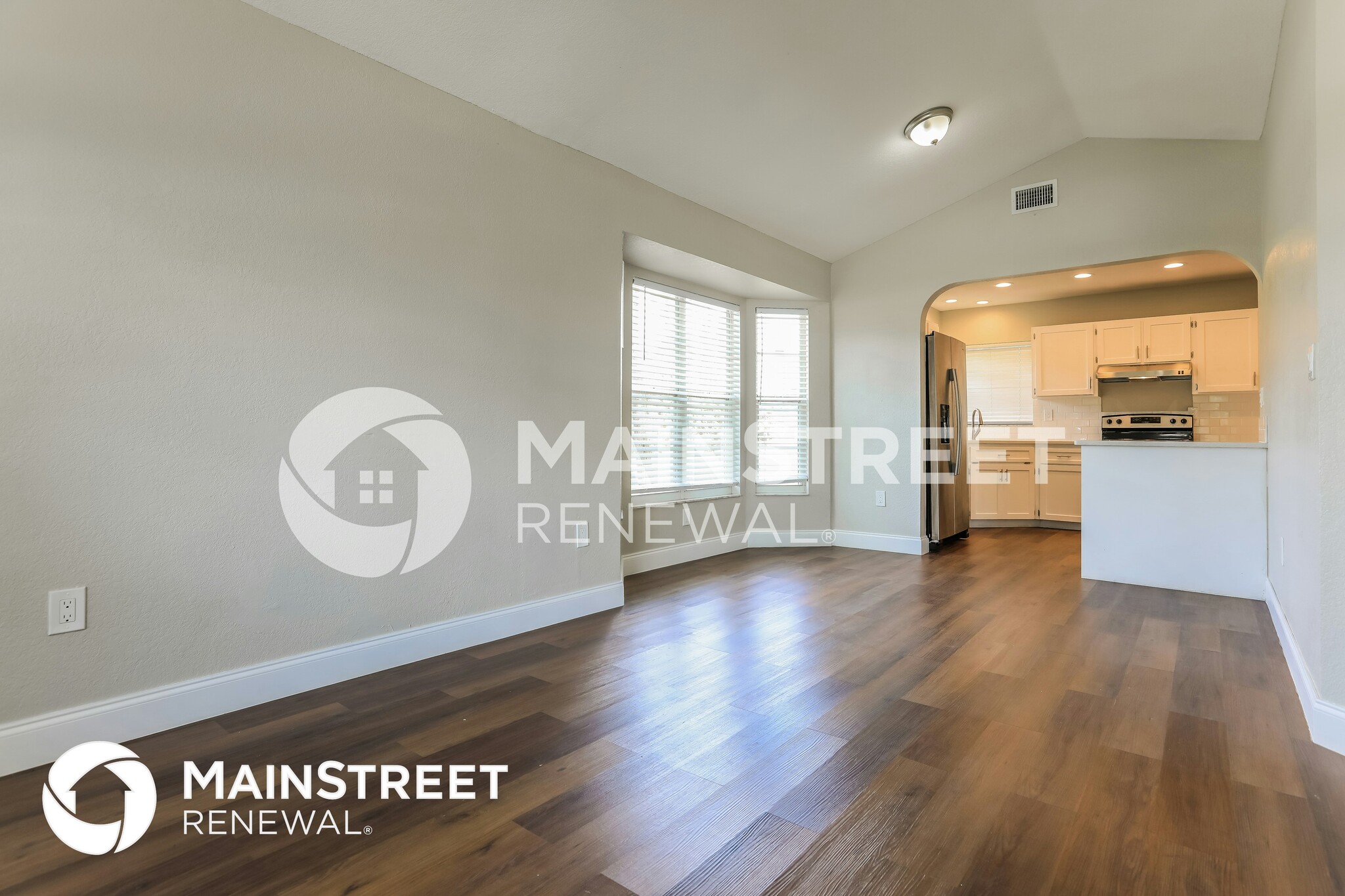 Building Photo - 5004 Bonnet Ave