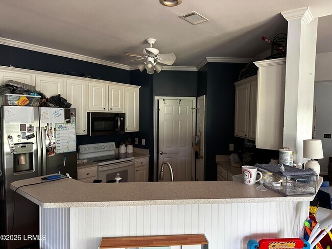 Building Photo - 70 Tuscarora Ave